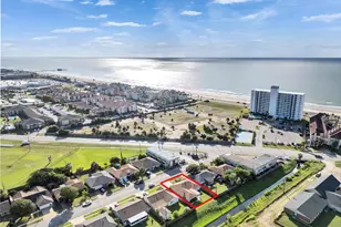 3321 Pine St, Galveston, TX 77551 - Photo 35