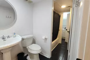 2100 Wilcrest Dr, Houston, TX 77042 - Photo 23