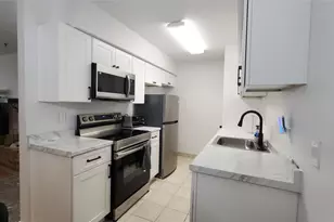 2100 Wilcrest Dr, Houston, TX 77042 - Photo 15