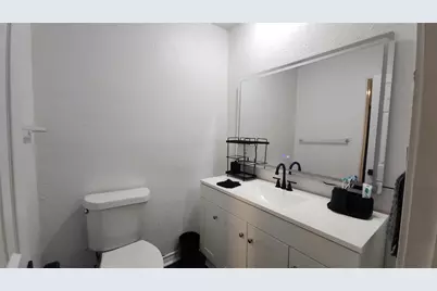 2100 Wilcrest Drive #116, Houston, TX 77042 - Photo 21