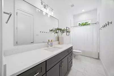 826 Nadine Street, Houston, TX 77009 - Photo 9