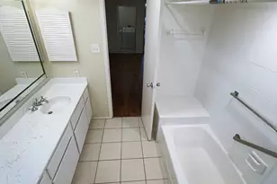 2210 Dorrington St, Houston, TX 77030 - Photo 11