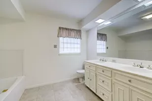 4002 Portsmouth Ave, Houston, TX 77027 - Photo 15