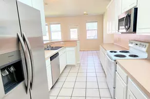 2 Peach Ridge Pl, The Woodlands, TX 77382 - Photo 11