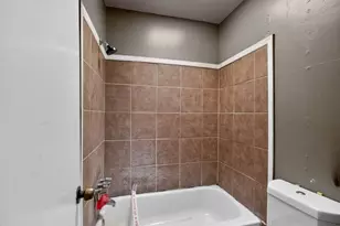 12306 Fairmeadow Dr, Houston, TX 77071 - Photo 17