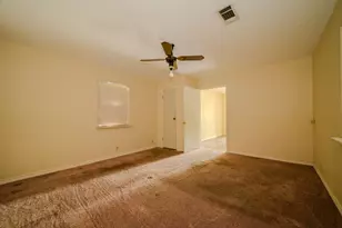 513 Frankie St, Wharton, TX 77488 - Photo 31