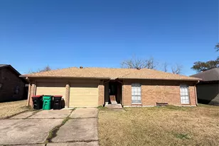 5414 Hazel St, Baytown, TX 77521 - Photo 1