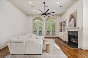 1303 W Bell St, Houston, TX 77019 - Photo 17