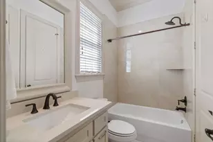 1303 W Bell St, Houston, TX 77019 - Photo 27