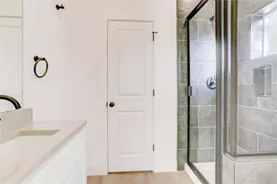 10514 Ashville Dr, Houston, TX 77051 - Photo 21