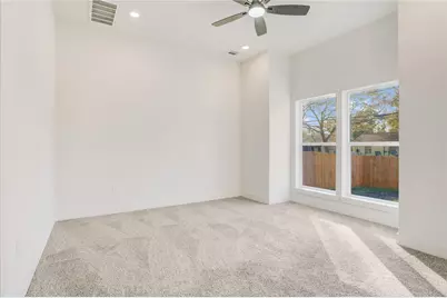 10514 Ashville Drive, Houston, TX 77051 - Photo 9