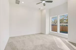 10514 Ashville Dr, Houston, TX 77051 - Photo 9