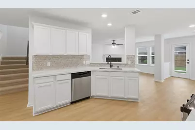 1415 Monterra Point, Fresno, TX 77545 - Photo 9