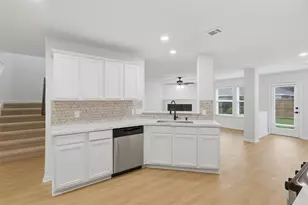 1415 Monterra Point, Fresno, TX 77545 - Photo 9