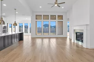 18710 Pear Slice Dr, Manvel, TX 77578 - Photo 9