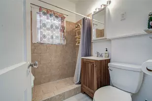 4334 Bell St, Houston, TX 77023 - Photo 41