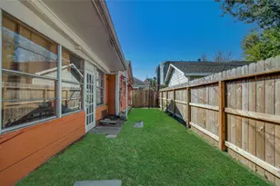 4334 Bell St, Houston, TX 77023 - Photo 47
