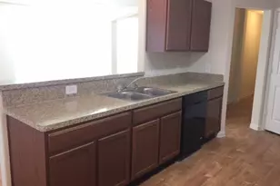 704 South Ella Creek Drive, Houston, TX 77067 - Photo 3