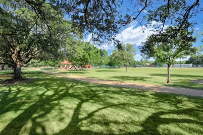 10613 Willowgrove Drive, Houston, TX 77035 - Photo 41