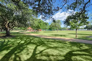 10613 Willowgrove Dr, Houston, TX 77035 - Photo 41