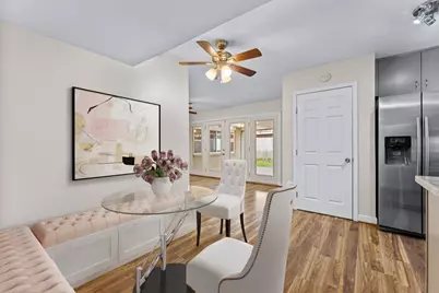 10613 Willowgrove Drive, Houston, TX 77035 - Photo 15