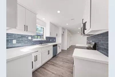 2311 Chestnut Oak Place, The Woodlands, TX 77380 - Photo 11