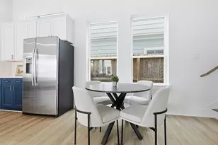 8916 Sunshine Laverne Ln, Houston, TX 77080 - Photo 15