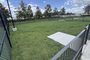 19101 Town Ridge Ln, Webster, TX 77598 - Photo 29