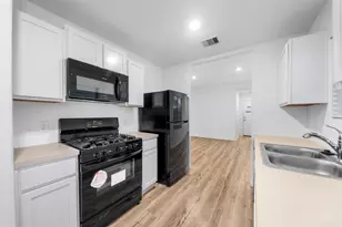 [Address not provided], Rosharon, TX 77583 - Photo 7