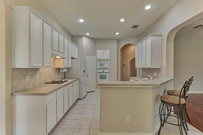 930 Arbor Pine, Tomball, TX 77375 - Photo 3