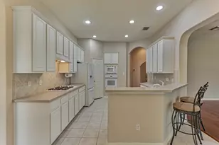 930 Arbor Pine, Tomball, TX 77375 - Photo 3