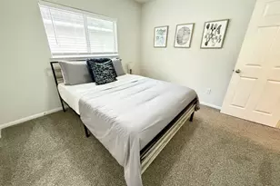 142 E Spindle Tree Cir, The Woodlands, TX 77382 - Photo 17