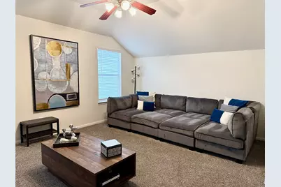 142 E Spindle Tree Circle, The Woodlands, TX 77382 - Photo 15