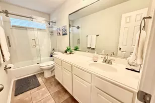 142 E Spindle Tree Cir, The Woodlands, TX 77382 - Photo 33