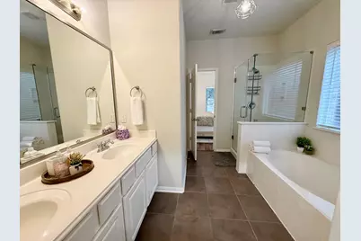 142 E Spindle Tree Circle, The Woodlands, TX 77382 - Photo 21