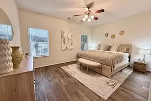 142 E Spindle Tree Cir, The Woodlands, TX 77382 - Photo 13