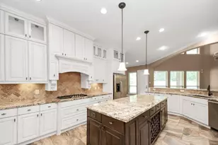 102 Stonecrop Pl, Montgomery, TX 77316 - Photo 11