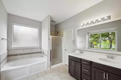 3105 W Trail Drive, Pearland, TX 77584 - Photo 9