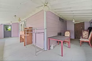 401 Lee Ave, Anahuac, TX 77514 - Photo 31