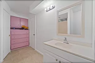 401 Lee Ave, Anahuac, TX 77514 - Photo 29