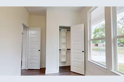 5119 Selinsky Road, Houston, TX 77048 - Photo 7