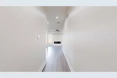 5119 Selinsky Road, Houston, TX 77048 - Photo 19