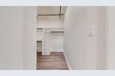 5119 Selinsky Road, Houston, TX 77048 - Photo 37