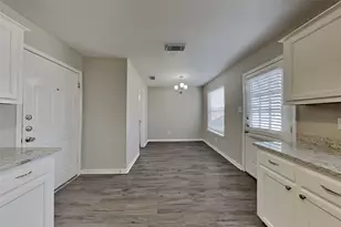 10834 Glenora Dr, Houston, TX 77065 - Photo 5