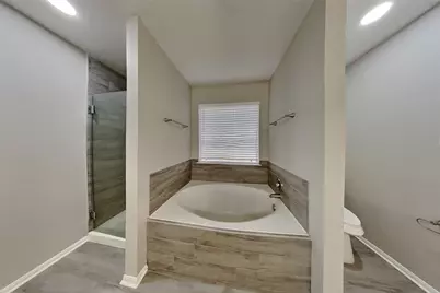 10834 Glenora Drive, Houston, TX 77065 - Photo 11