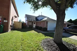 3239 Beran Dr, Houston, TX 77045 - Photo 3