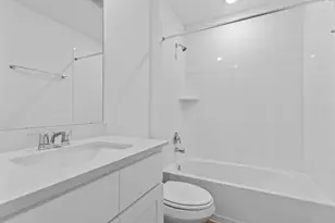 1514 Shimmering Ocean Wy, Iowa Colony, TX 77583 - Photo 19