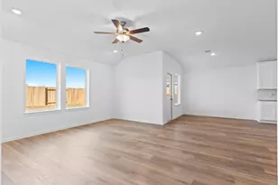 1514 Shimmering Ocean Wy, Iowa Colony, TX 77583 - Photo 13