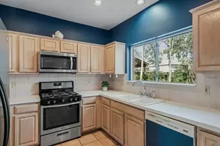 2630 Lakeway Dr, Seabrook, TX 77586 - Photo 9