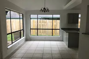 16802 Tranquil Dr, Sugar Land, TX 77498 - Photo 7